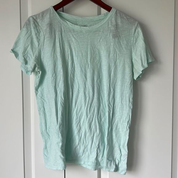 Victoria's Secret PINK Size M Short Sleeve Light Blue Layering Legging Tee Shirt - Picture 2 of 4
